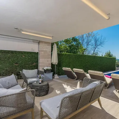 Villa Rosa